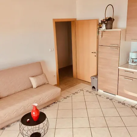 Oscar Apartment